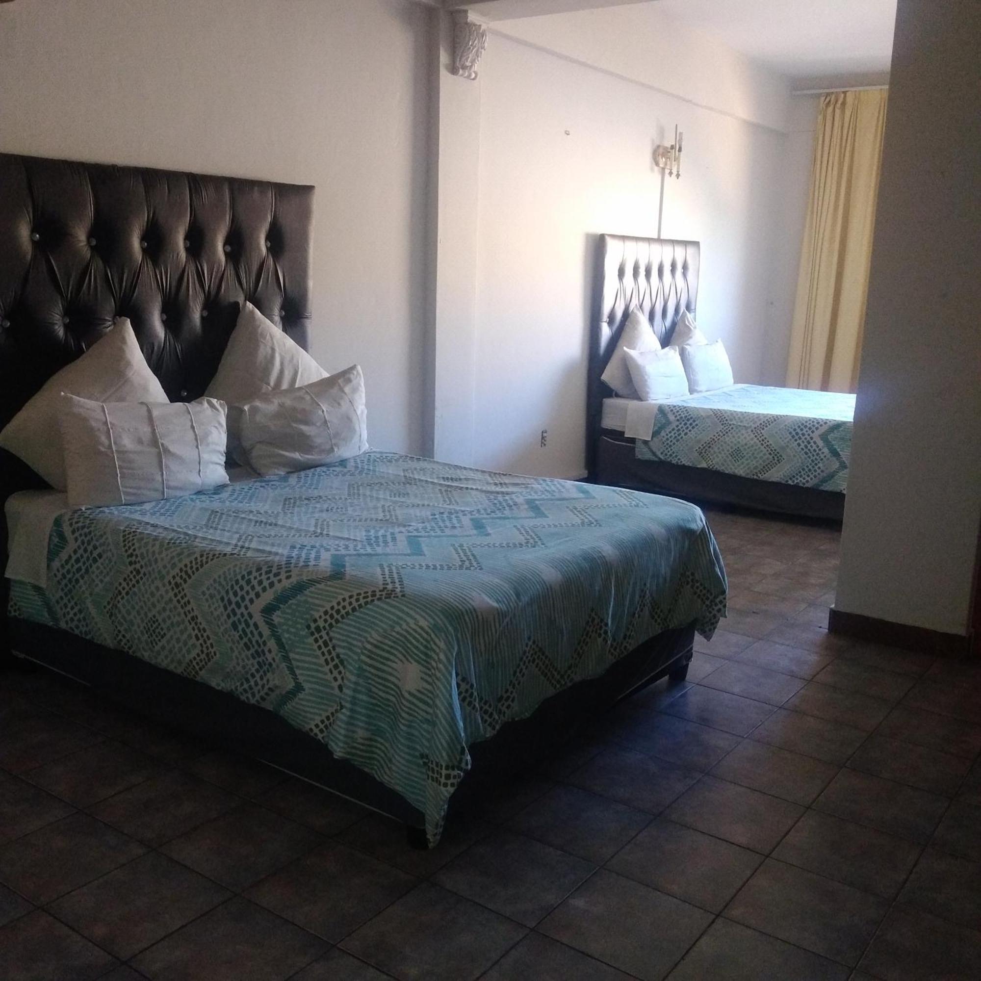 Tassili Lodge Kempton Park Exteriér fotografie